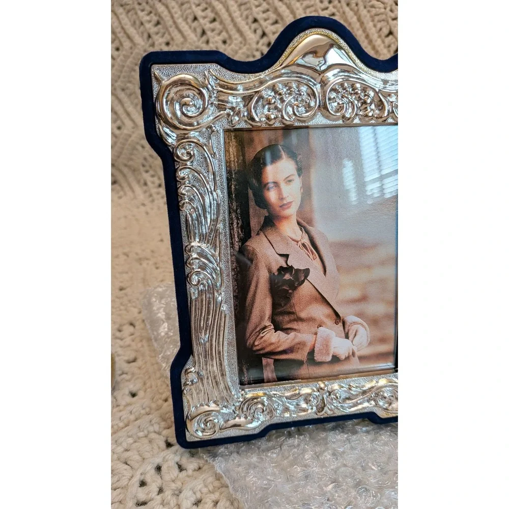 International Silver Co Silverplated Photo Frame 3.5x5 Ornate Victorian 99115335